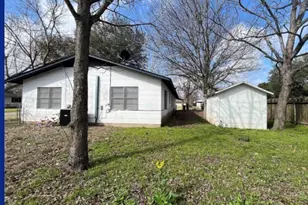 114 Irwin, Columbus, TX 78934 - Photo 17