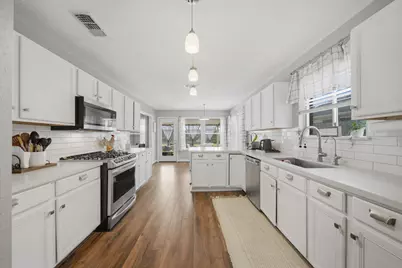 7214 Pembrough Lane, Katy, TX 77494 - Photo 15