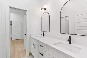 5903 Doolittle Blvd, Houston, TX 77033 - Photo 15