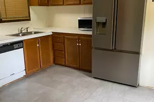 2130 Hayes Rd, Winnie, TX 77665 - Photo 7