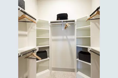 401 W 25th Street #2130, Houston, TX 77008 - Photo 13