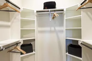 401 W 25th St, Houston, TX 77008 - Photo 13