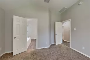 10822 Moonlit Meadows Ct, Houston, TX 77064 - Photo 7