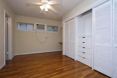 3520 Garrott #8, Houston, TX 77006 - Photo 11