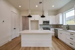 2305 Maury St, Houston, TX 77026 - Photo 5