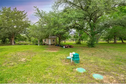 725 Thompson Road, Alvin, TX 77511 - Photo 41