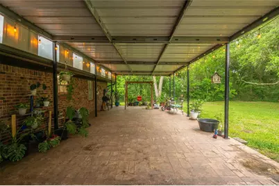 725 Thompson Road, Alvin, TX 77511 - Photo 37