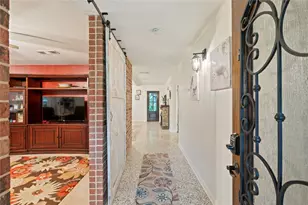 725 Thompson Rd, Alvin, TX 77511 - Photo 13