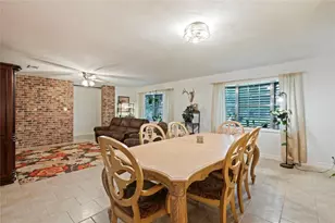 725 Thompson Rd, Alvin, TX 77511 - Photo 15