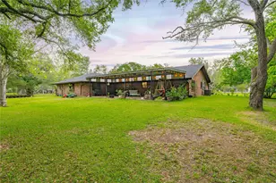 725 Thompson Rd, Alvin, TX 77511 - Photo 35