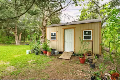 725 Thompson Road, Alvin, TX 77511 - Photo 39