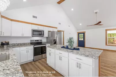 1000 Holubec, Diboll, TX 75941 - Photo 13