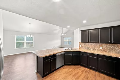 15411 Cielo Azul Lane, Channelview, TX 77530 - Photo 9