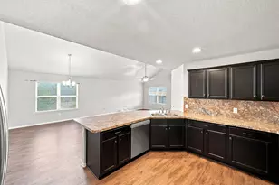 15411 Cielo Azul Ln, Channelview, TX 77530 - Photo 9