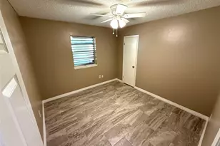 2320 14th Ave N, Texas City, TX 77590 - Photo 7