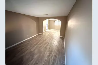 2320 14th Avenue N, Texas City, TX 77590 - Photo 3