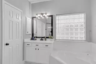 3002 E Lake Falls Cir, Spring, TX 77386 - Photo 29