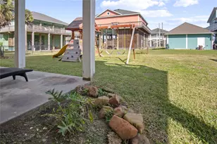 932 Kent, Crystal Beach, TX 77650 - Photo 39