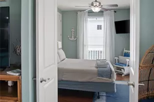 932 Kent, Crystal Beach, TX 77650 - Photo 23