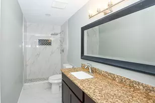 7522 Jackwood St, Houston, TX 77074 - Photo 9