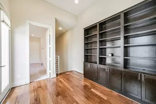 5425 Hidalgo St, Houston, TX 77056 - Photo 19