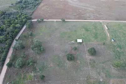 1007 County Road 380, Hallettsville, TX 77964 - Photo 3