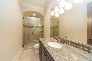 14 Ivy Bend Ln, Sugar Land, TX 77479 - Photo 47