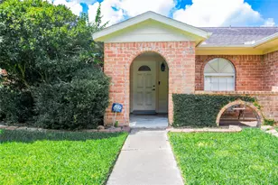 12231 Meadowdale Dr, Stafford, TX 77477 - Photo 11