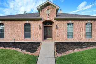 16739 Barcelona Dr, Friendswood, TX 77546 - Photo 5