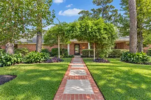 802 Flint River Dr, Houston, TX 77024 - Photo 1
