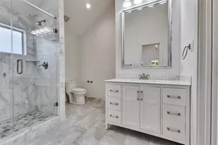 802 Flint River Dr, Houston, TX 77024 - Photo 19