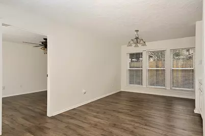 30 Berryfrost Lane, The Woodlands, TX 77380 - Photo 5