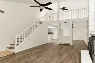 30 Berryfrost Ln, The Woodlands, TX 77380 - Photo 3