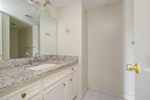 823 S Ripple Creek Dr, Houston, TX 77057 - Photo 29