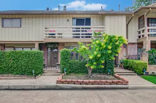 823 S Ripple Creek Dr, Houston, TX 77057 - Photo 1