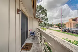 823 S Ripple Creek Dr, Houston, TX 77057 - Photo 27
