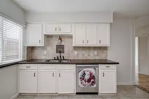 823 S Ripple Creek Dr, Houston, TX 77057 - Photo 17