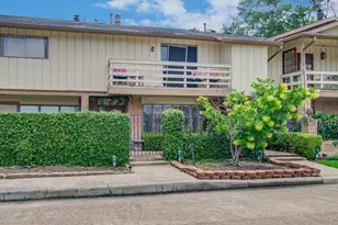 823 S Ripple Creek Dr, Houston, TX 77057 - Photo 3