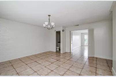 823 S Ripple Creek Drive, Houston, TX 77057 - Photo 11