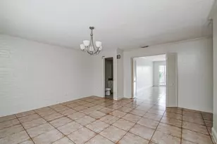 823 S Ripple Creek Dr, Houston, TX 77057 - Photo 11