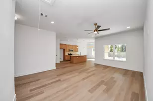 16276 Jeet St, Conroe, TX 77306 - Photo 9