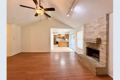 16 Rock Pine Court, The Woodlands, TX 77381 - Photo 7