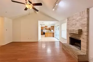 16 Rock Pine Ct, The Woodlands, TX 77381 - Photo 7