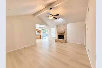 16 Rock Pine Court, The Woodlands, TX 77381 - Photo 7