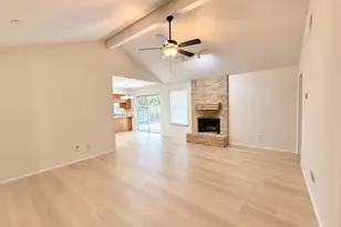 16 Rock Pine Ct, The Woodlands, TX 77381 - Photo 7
