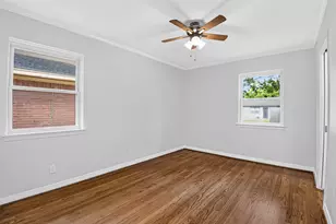 11227 Greenwillow St, Houston, TX 77035 - Photo 25