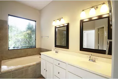 5702 Fleethaven Court, Houston, TX 77084 - Photo 17