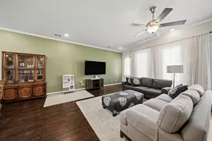 10112 Spring Shadows Park Cir, Houston, TX 77080 - Photo 5