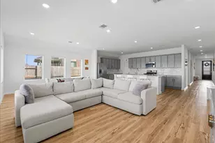 2018 Penwern Aly Ln, League City, TX 77573 - Photo 13