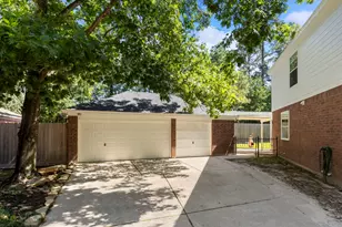 98 W Night Heron Pl, The Woodlands, TX 77382 - Photo 9